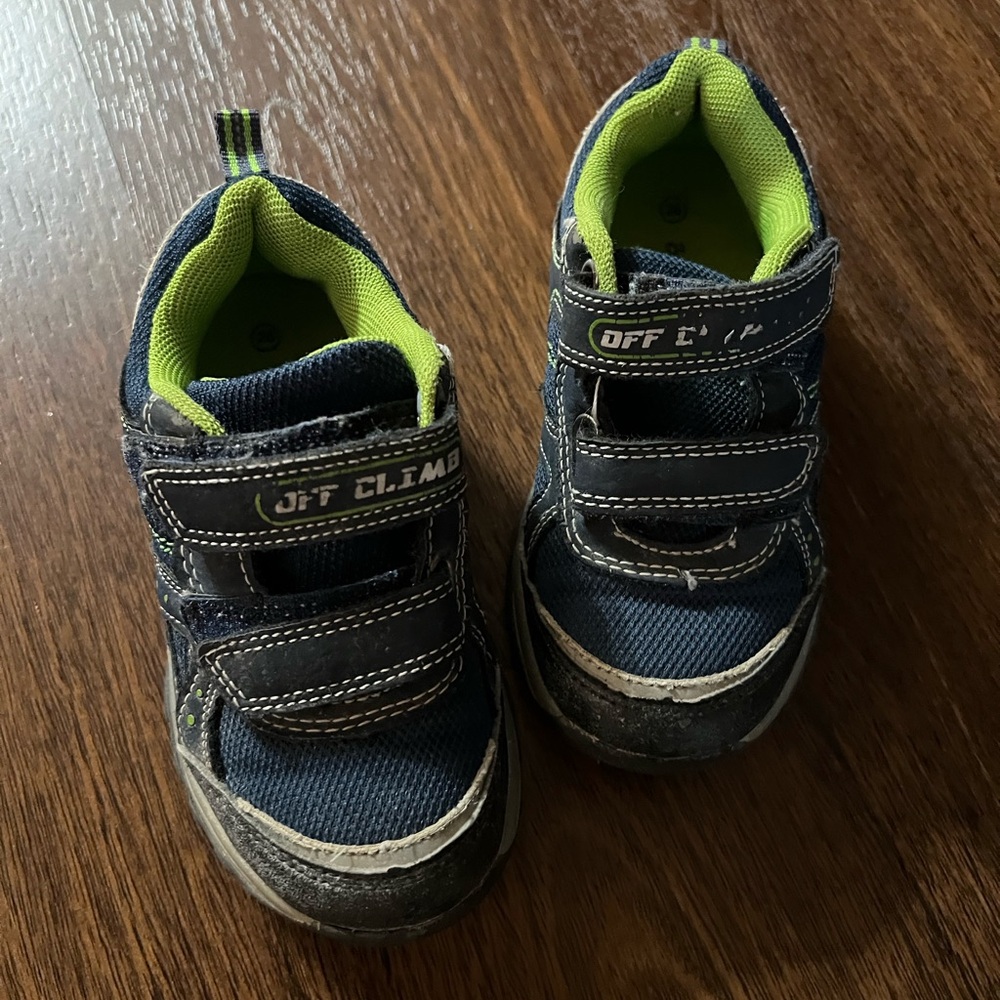 Kids Navy and Lime Sneakers